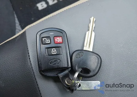 2005 Hyundai Elantra Gls/Gt from USA, damaged, VIN KMHDN56D25U149130